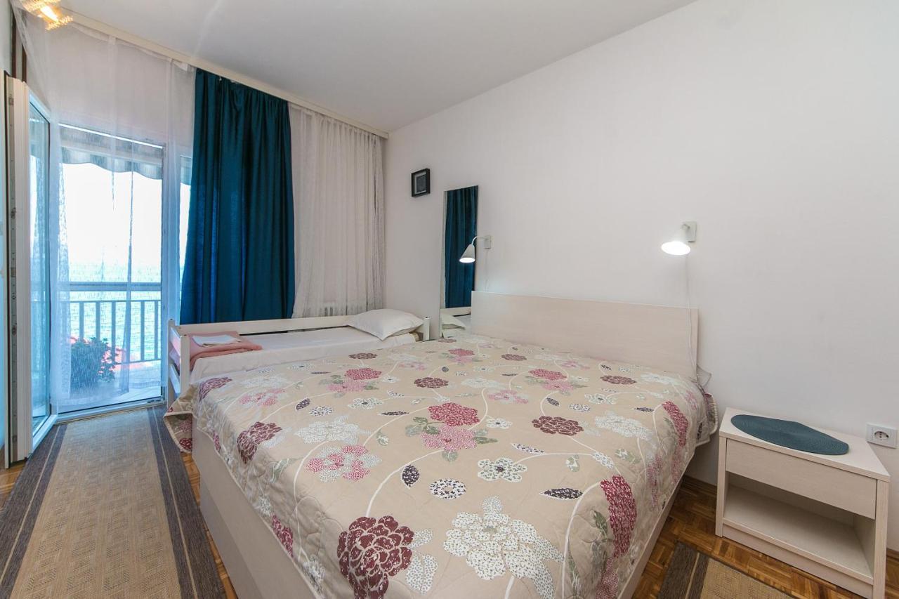 Apartments By The Sea Brist, Makarska - 15714 Podaca Luaran gambar