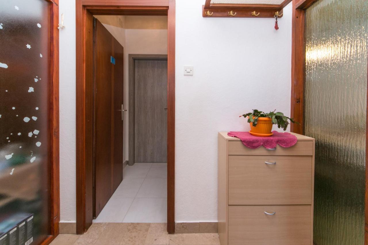 Apartments By The Sea Brist, Makarska - 15714 Podaca Luaran gambar
