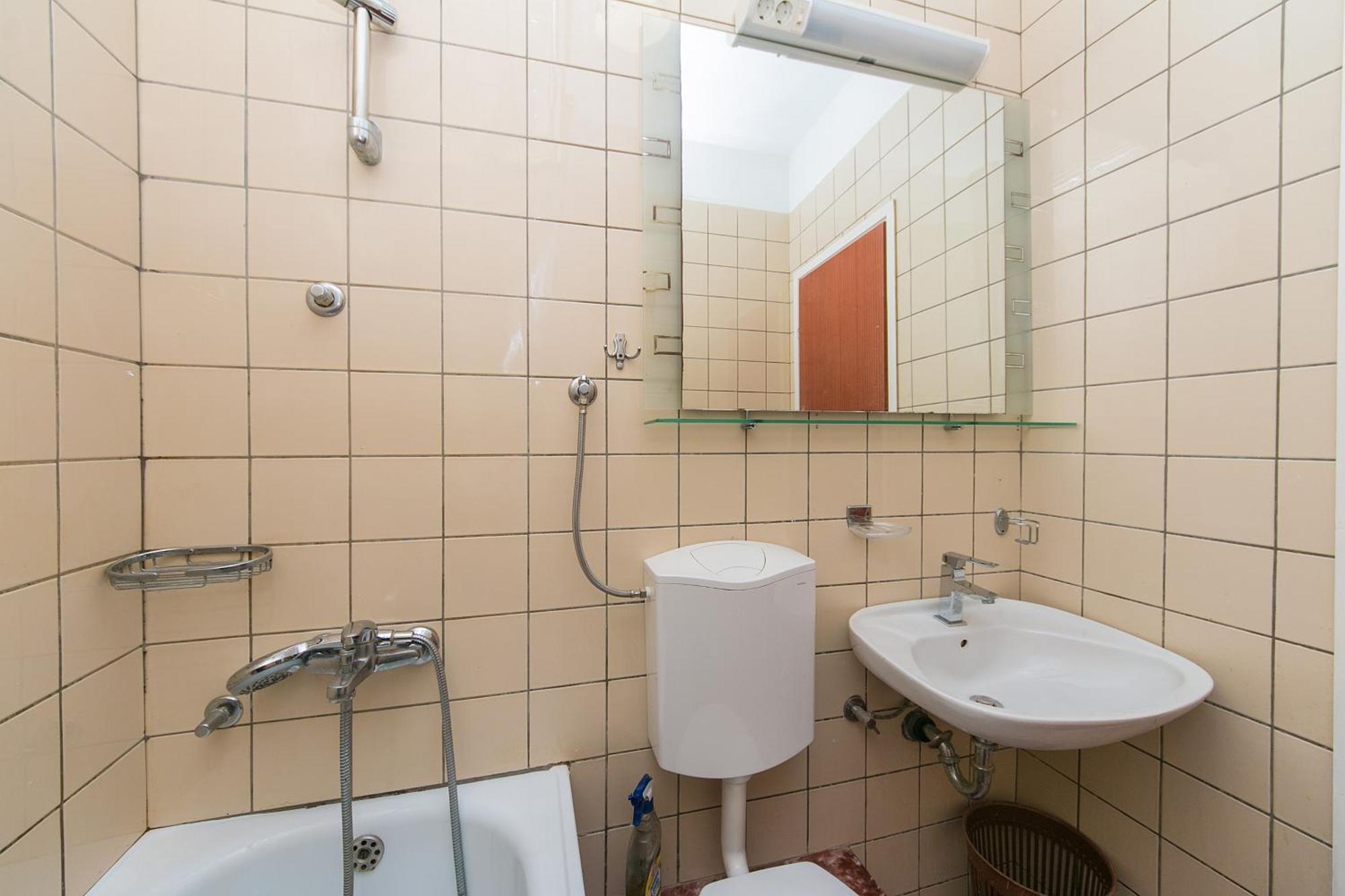 Apartments By The Sea Brist, Makarska - 15714 Podaca Bilik gambar