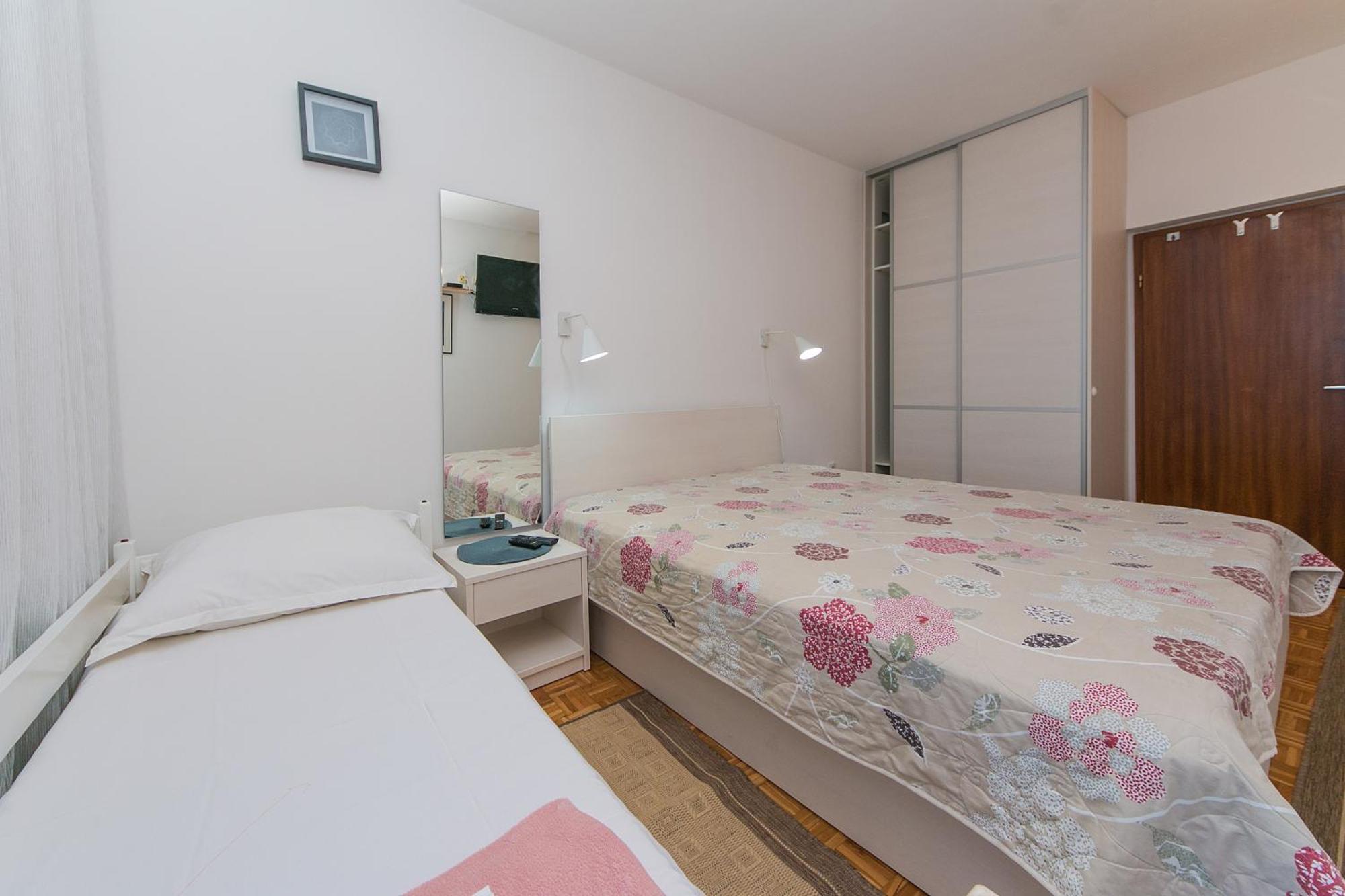 Apartments By The Sea Brist, Makarska - 15714 Podaca Bilik gambar